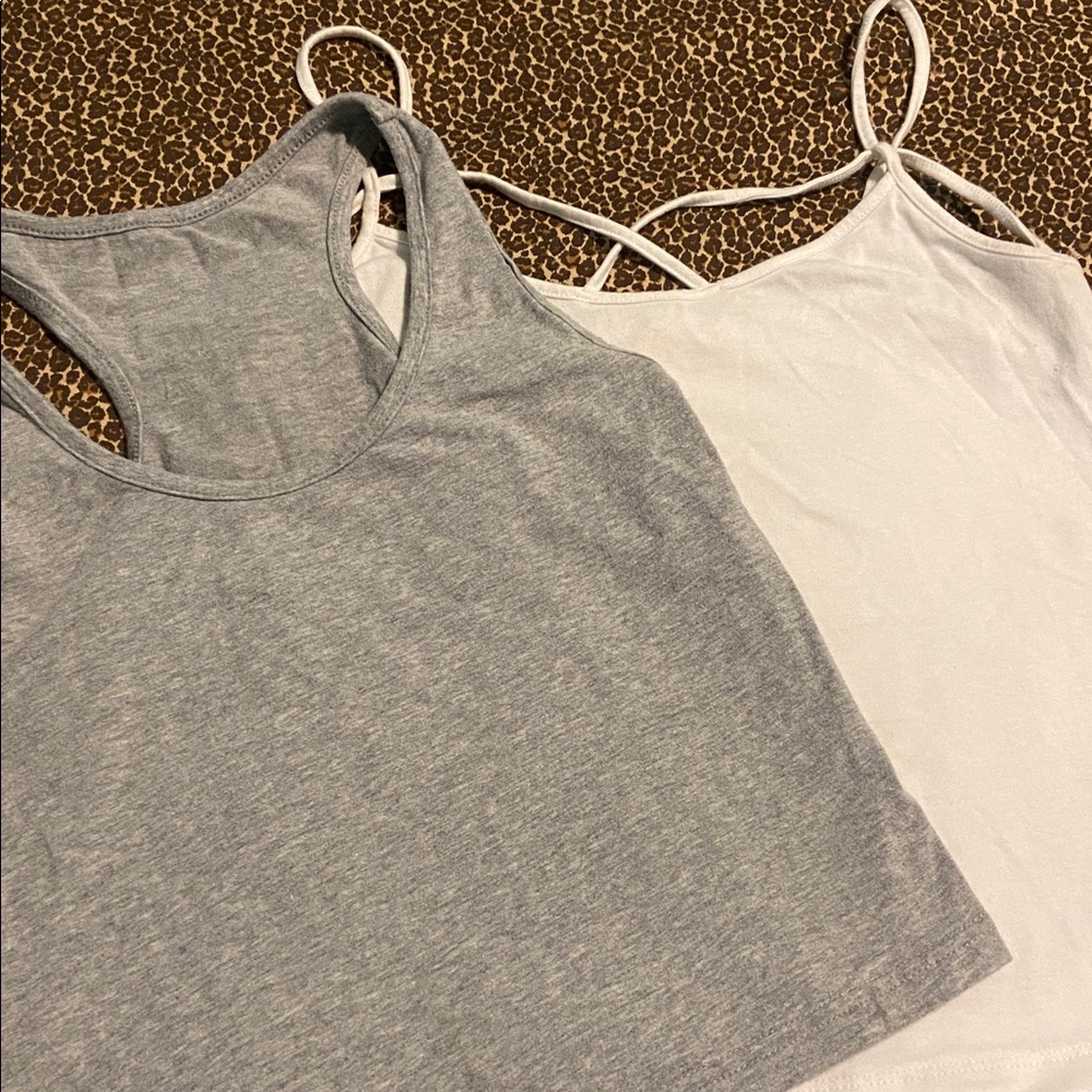 Bundle of 2 womens tank tops